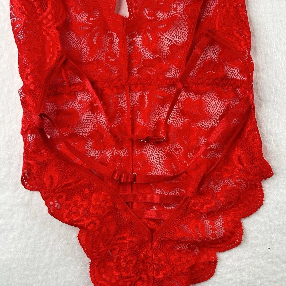 Floral Lace Halter Bodysuit‎ Plunging Neckline Low Back Adjustable Red M - Picture 8 of 14